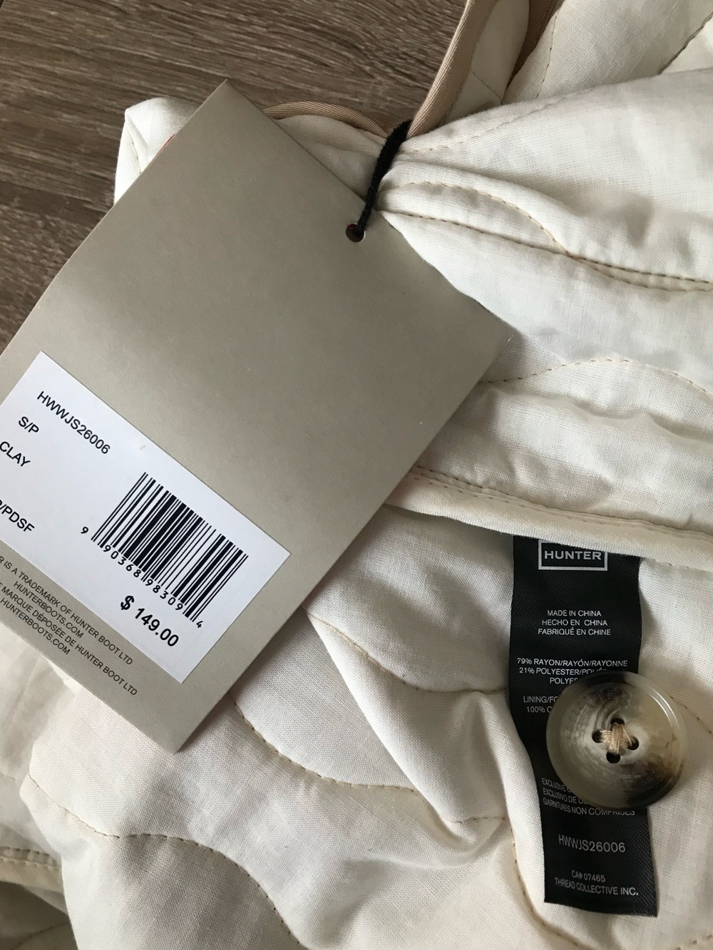 HUNTER Women’s S Clay Beige Quilted Sleeveless Button Down Lightweight Vest NWT - Picture 15 of 16